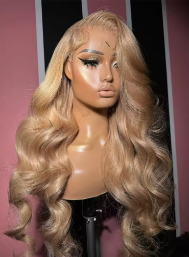 PARRUCCA CAPELLI SINTETICI 150% DENSITA', 13X6 LACE, WAVES BLONDE GLUELESS WIG